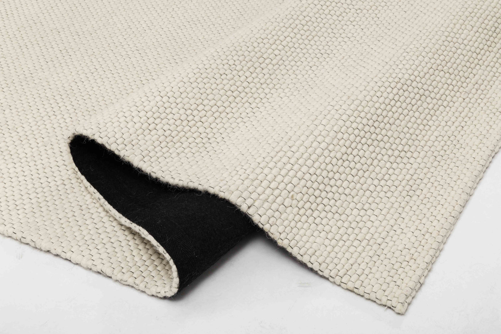 One silhouette. Your dimensions, comfort and finish.