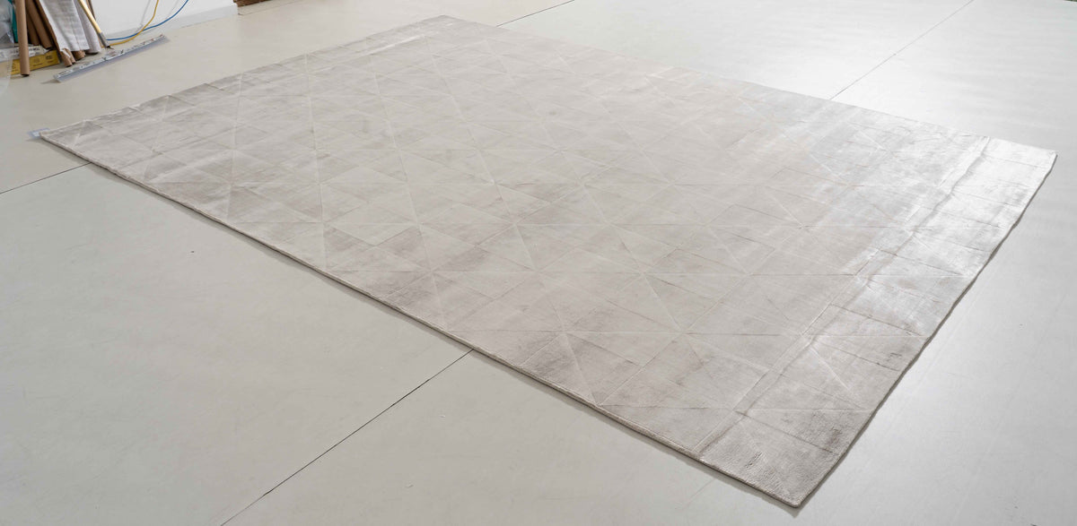 One silhouette. Your dimensions, comfort and finish.