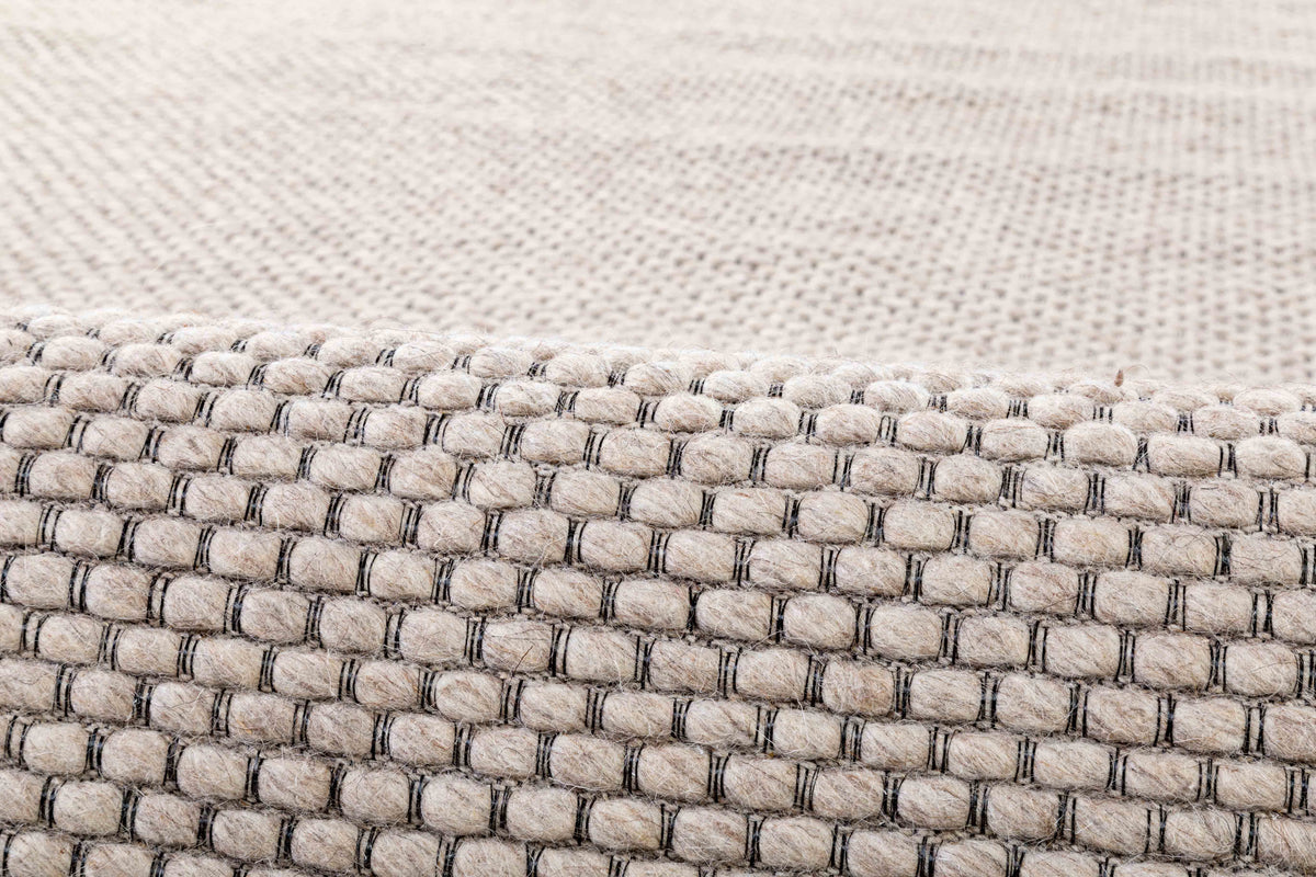 One silhouette. Your dimensions, comfort and finish.
