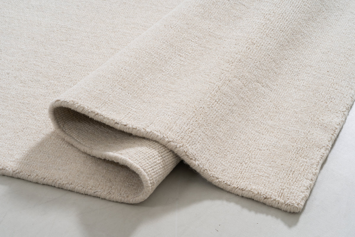 One silhouette. Your dimensions, comfort and finish.