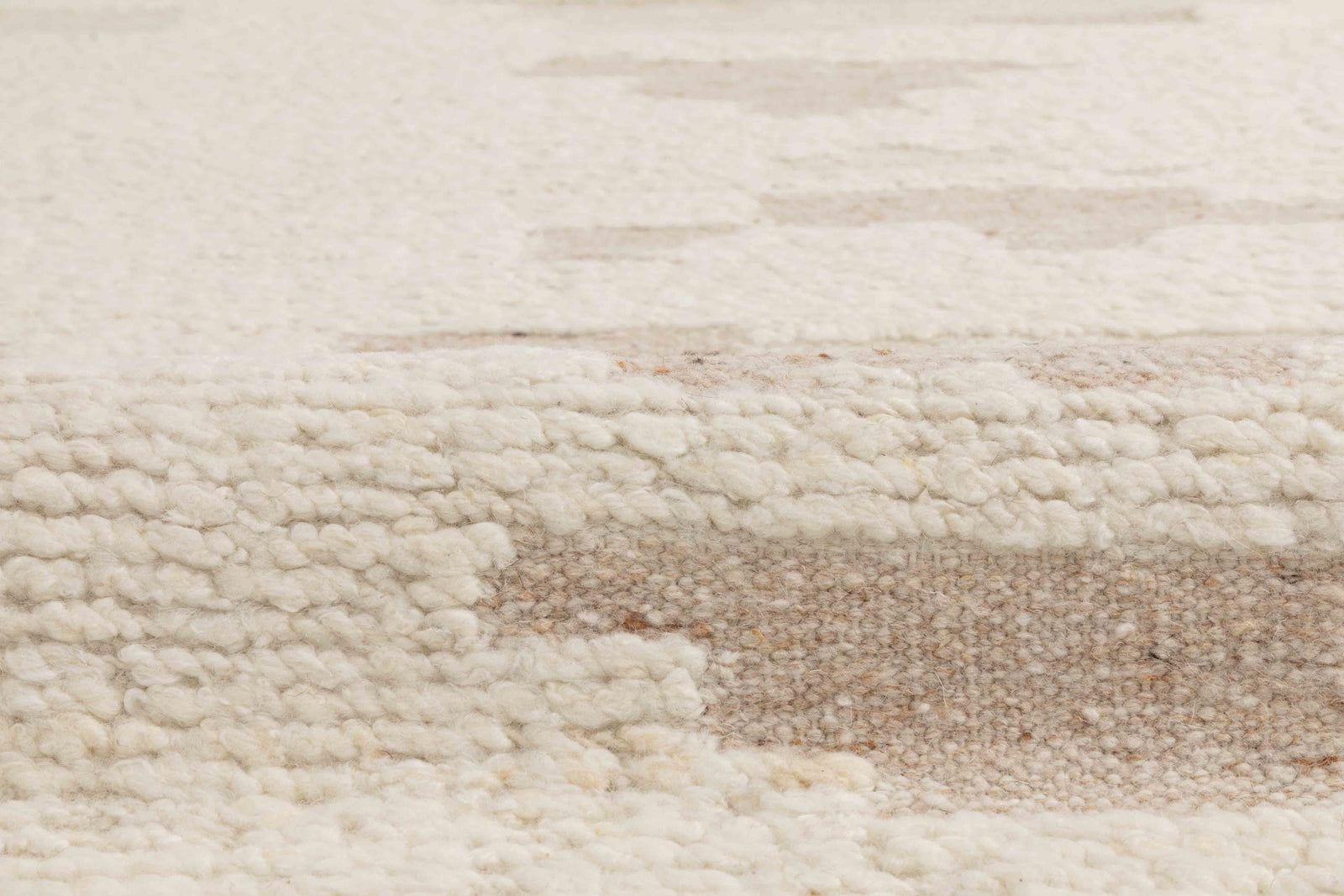 One silhouette. Your dimensions, comfort and finish.