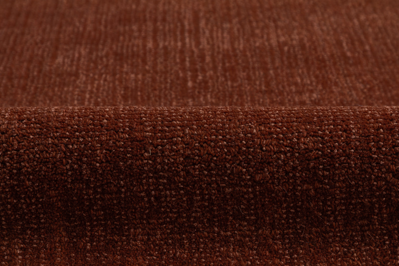 One silhouette. Your dimensions, comfort and finish.