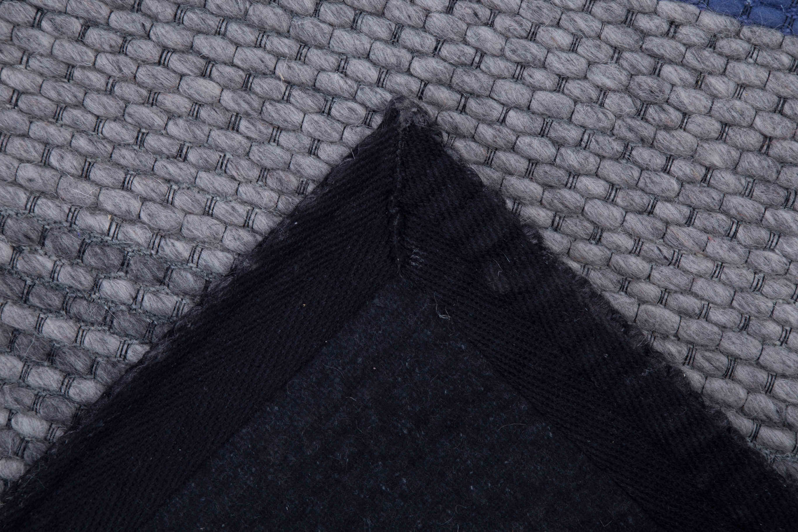 One silhouette. Your dimensions, comfort and finish.