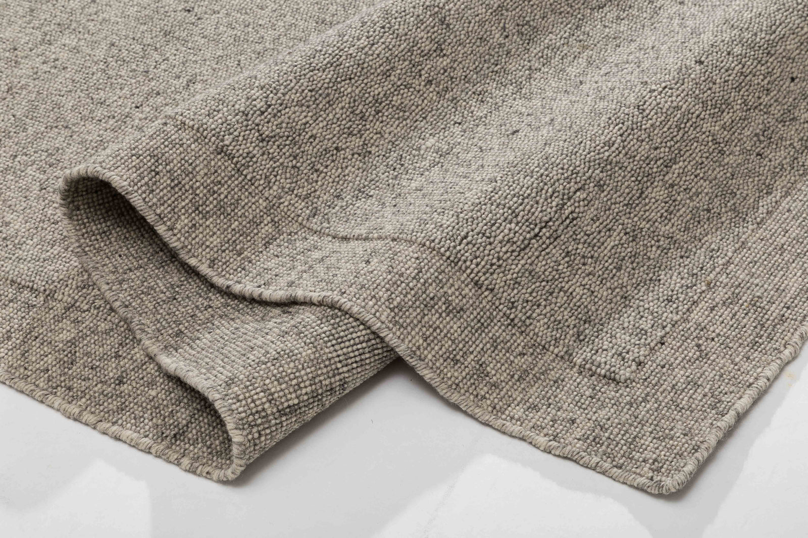 One silhouette. Your dimensions, comfort and finish.