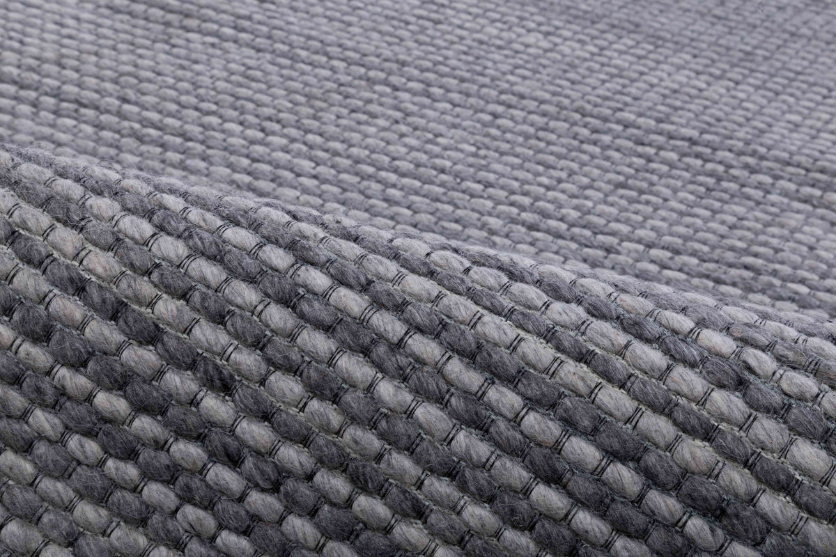One silhouette. Your dimensions, comfort and finish.