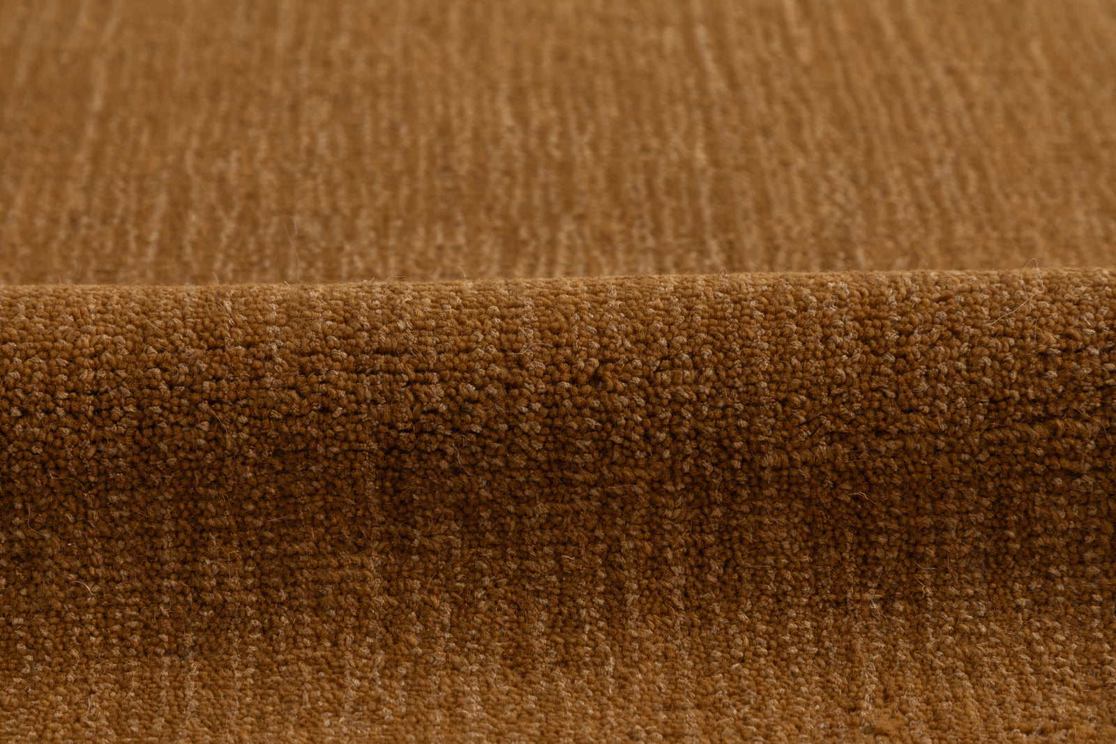One silhouette. Your dimensions, comfort and finish.