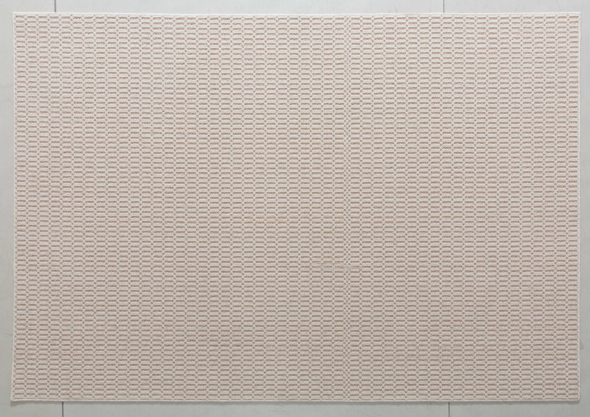 One silhouette. Your dimensions, comfort and finish.