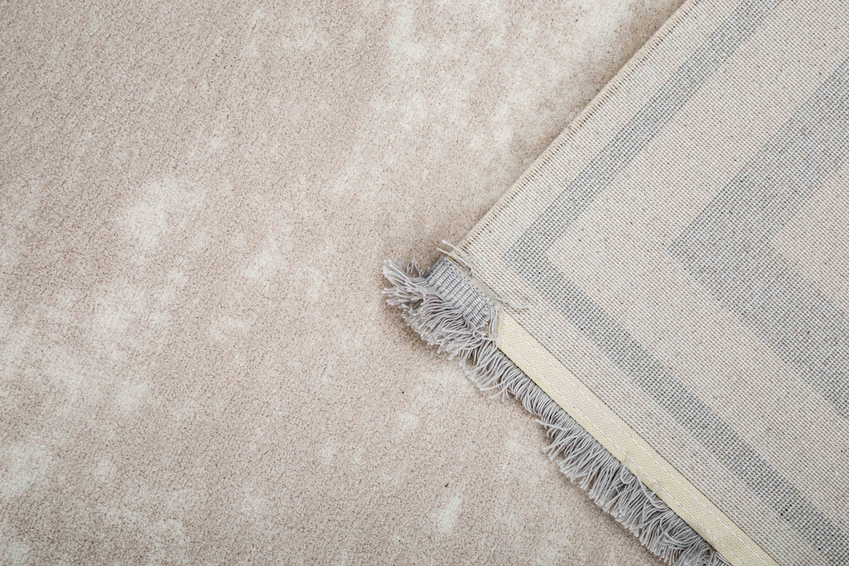 One silhouette. Your dimensions, comfort and finish.