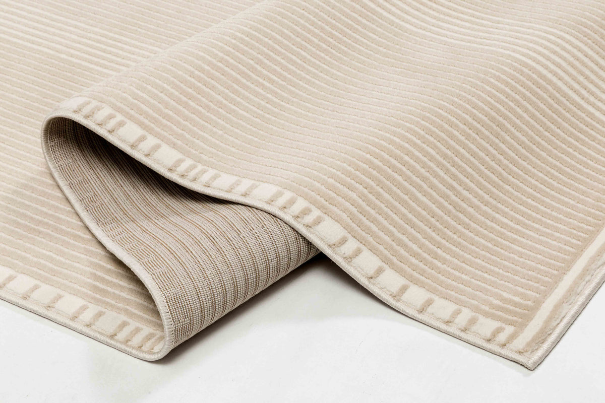 One silhouette. Your dimensions, comfort and finish.