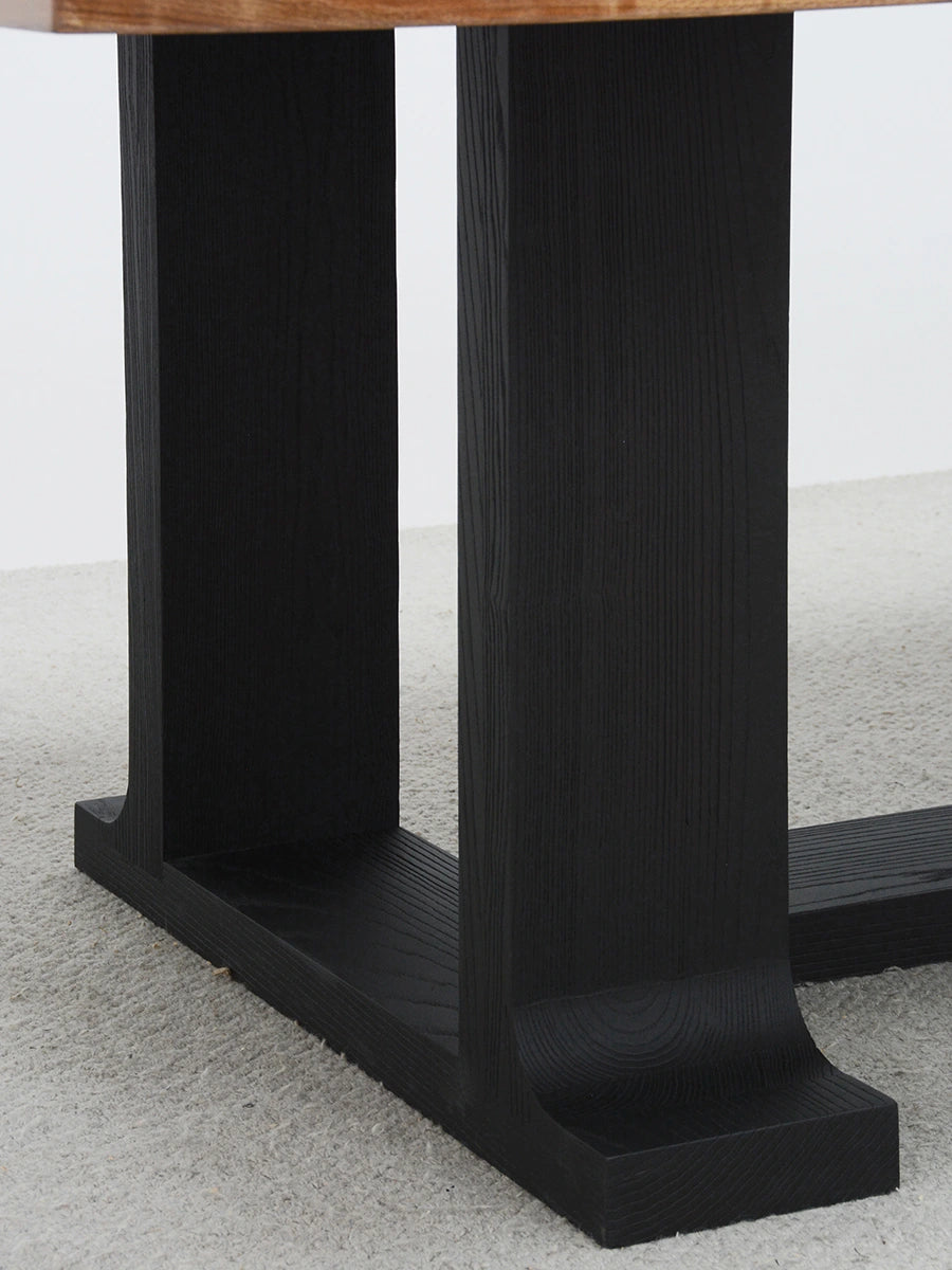 One silhouette. Your dimensions, comfort and finish.