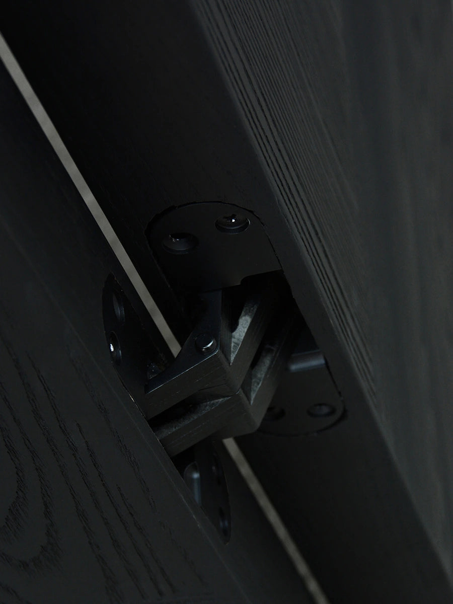 One silhouette. Your dimensions, comfort and finish.