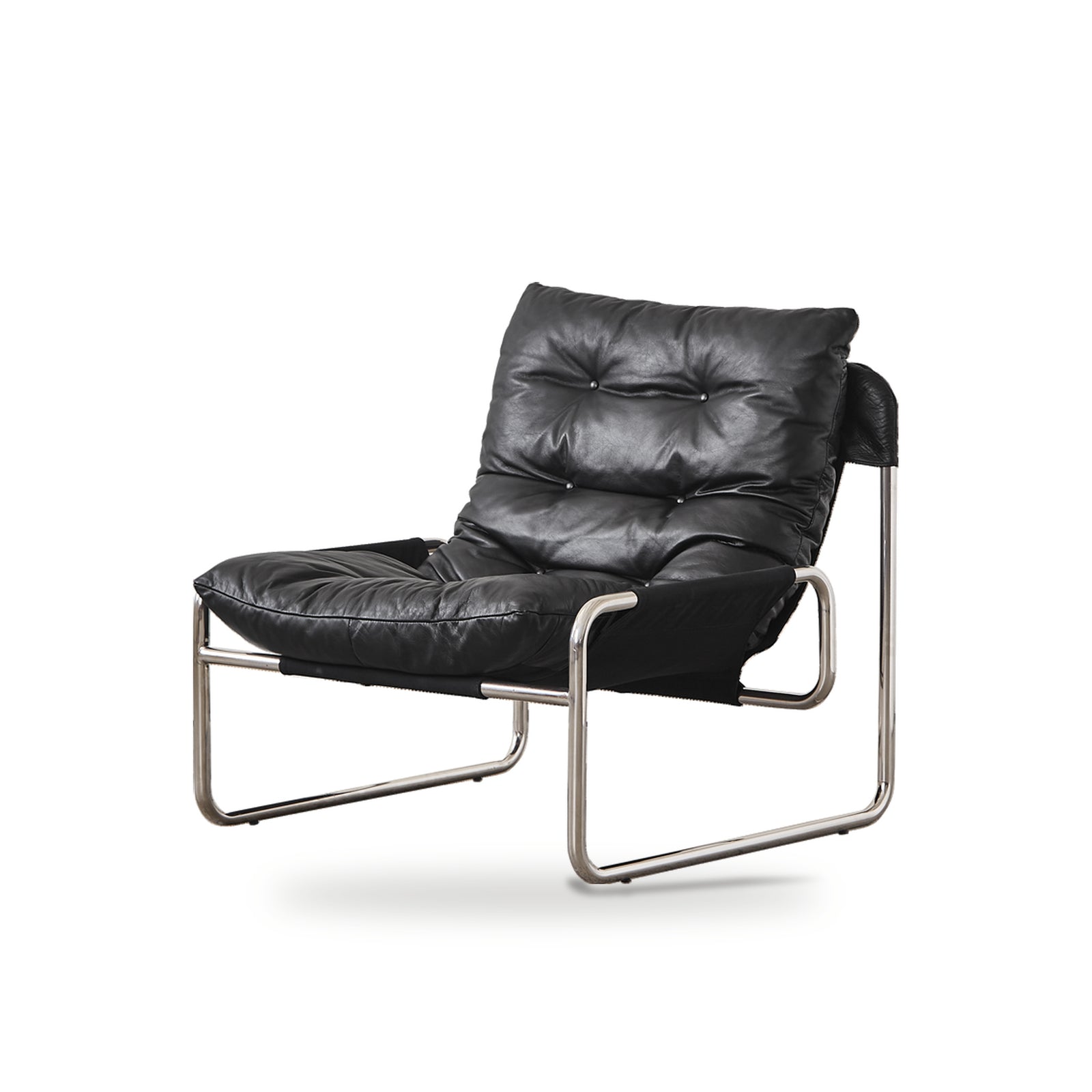One silhouette. Your dimensions, comfort and finish.