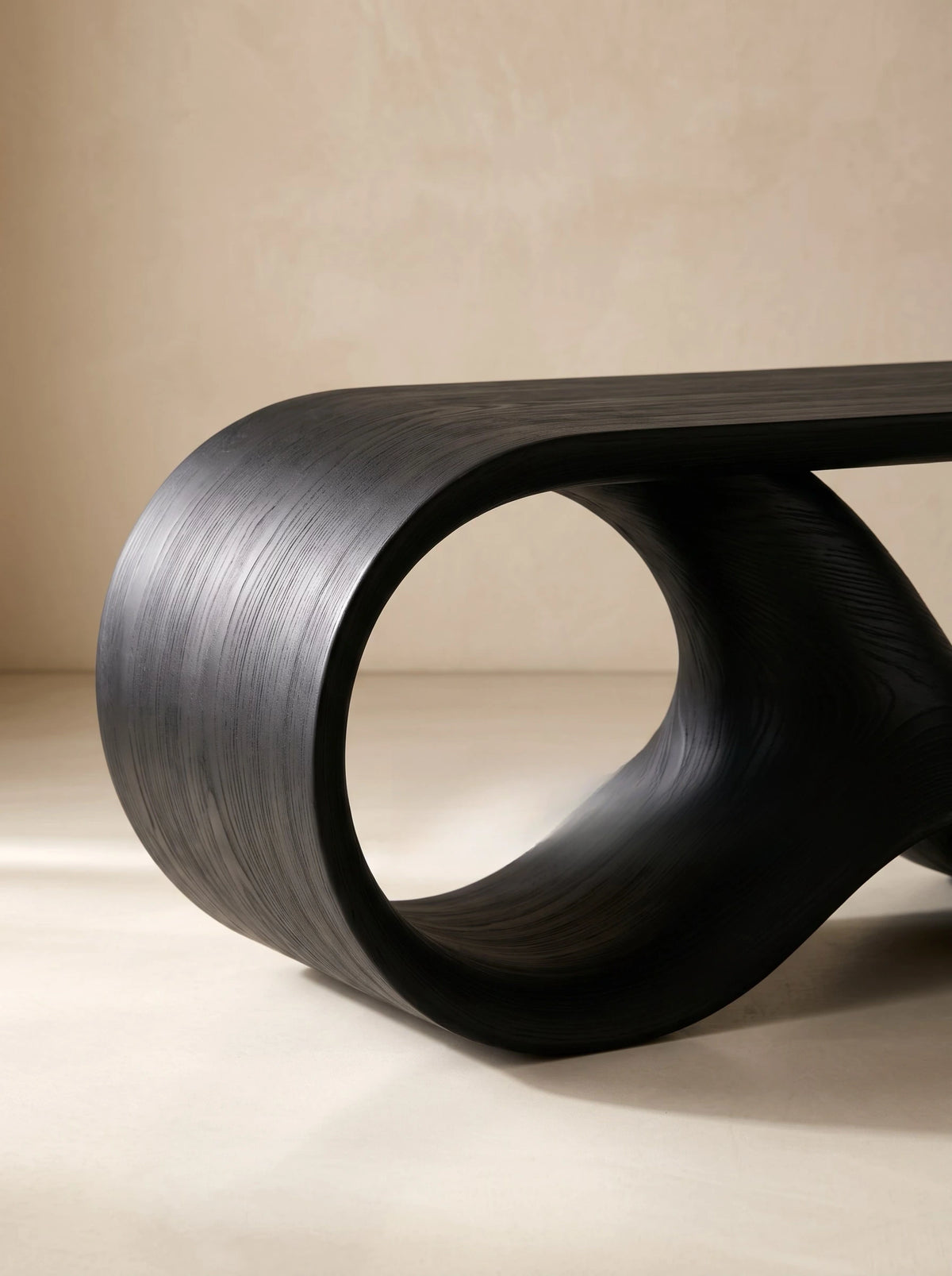 One silhouette. Your dimensions, comfort and finish.