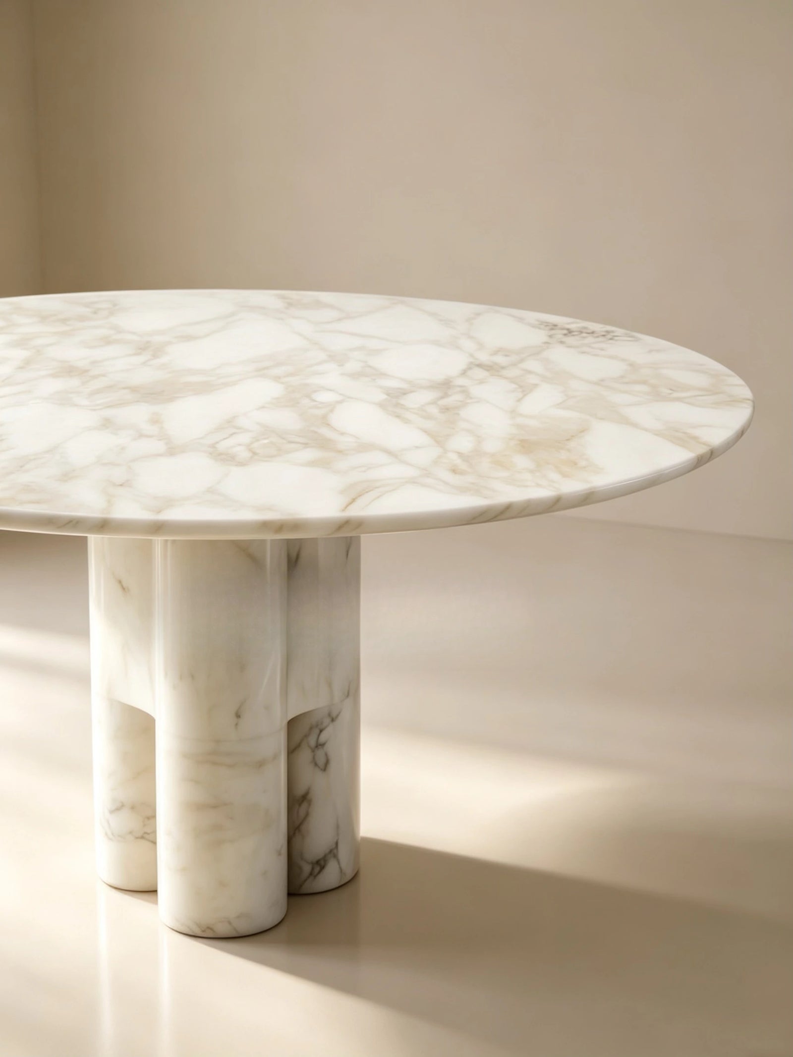 One silhouette. Your dimensions, comfort and finish.