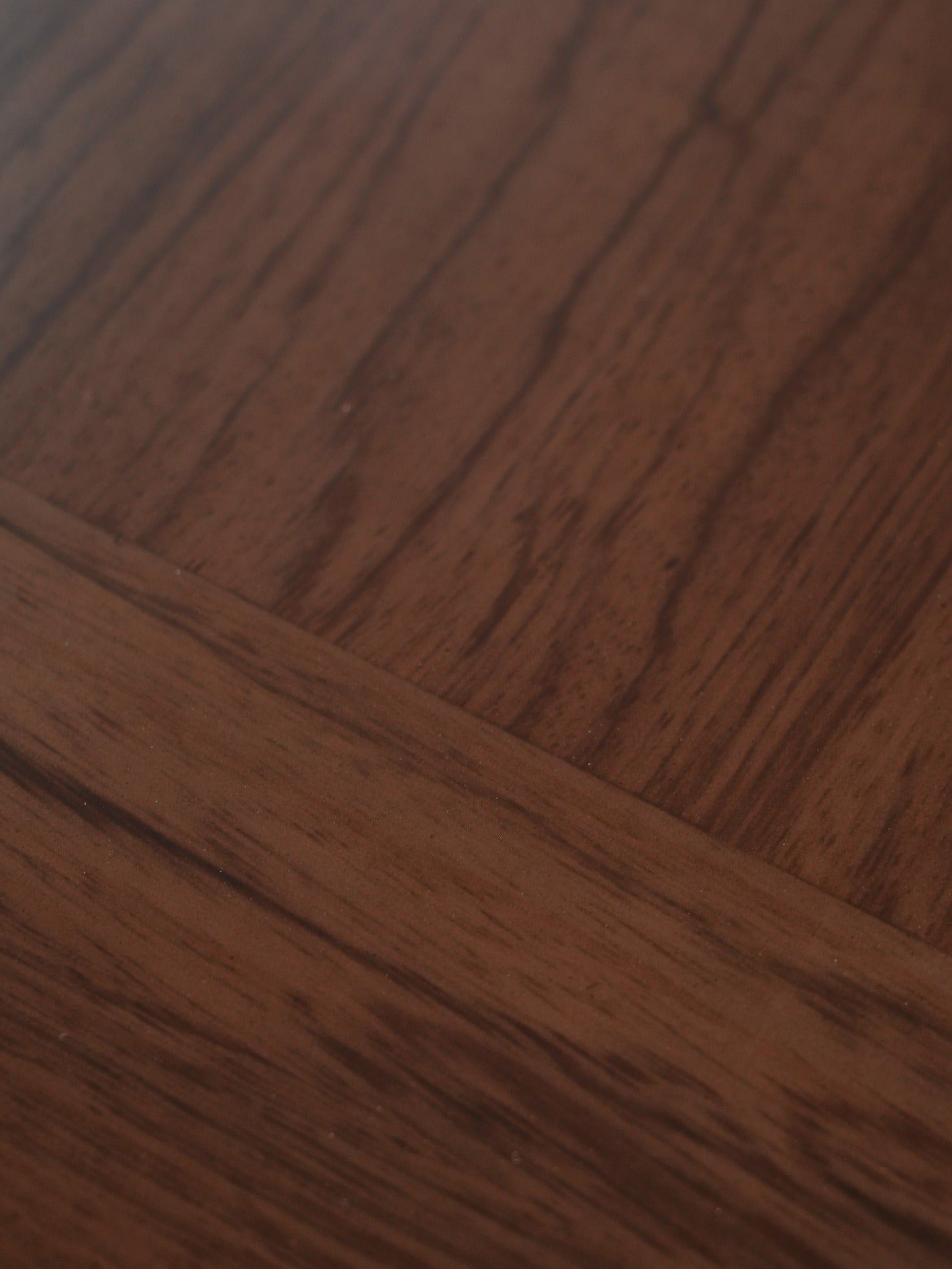 One silhouette. Your dimensions, comfort and finish.