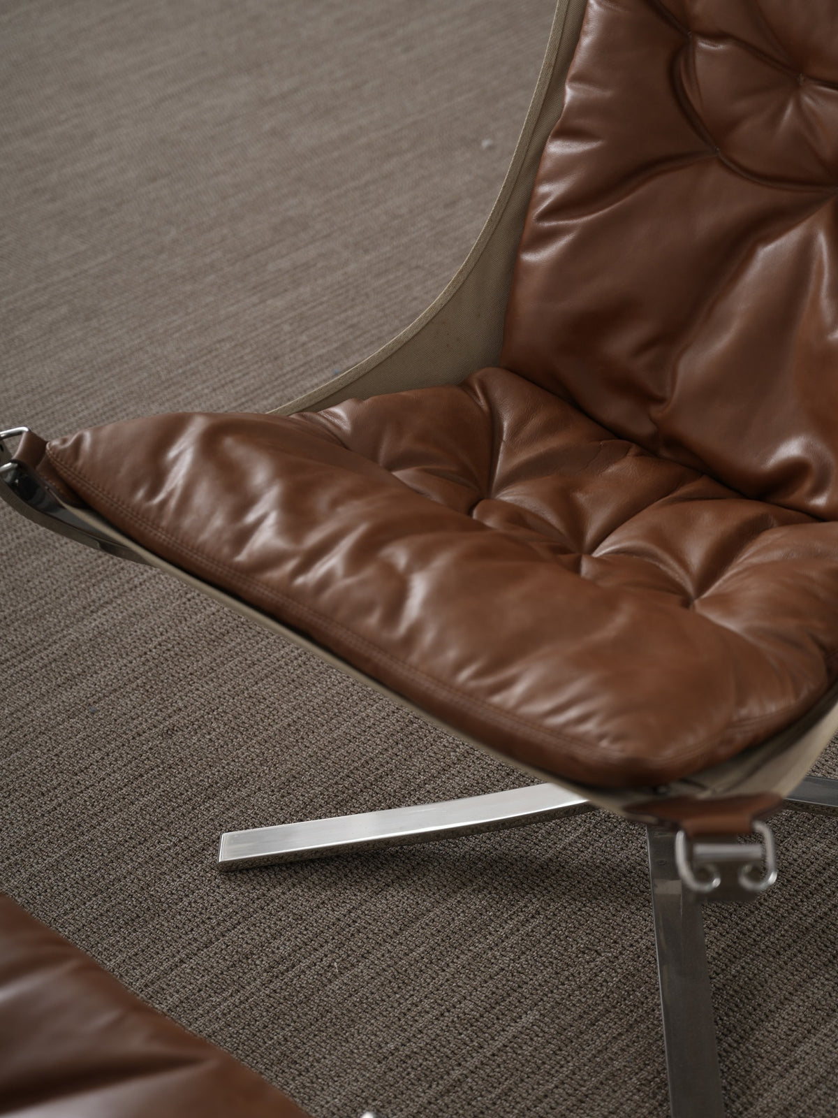 One silhouette. Your dimensions, comfort and finish.