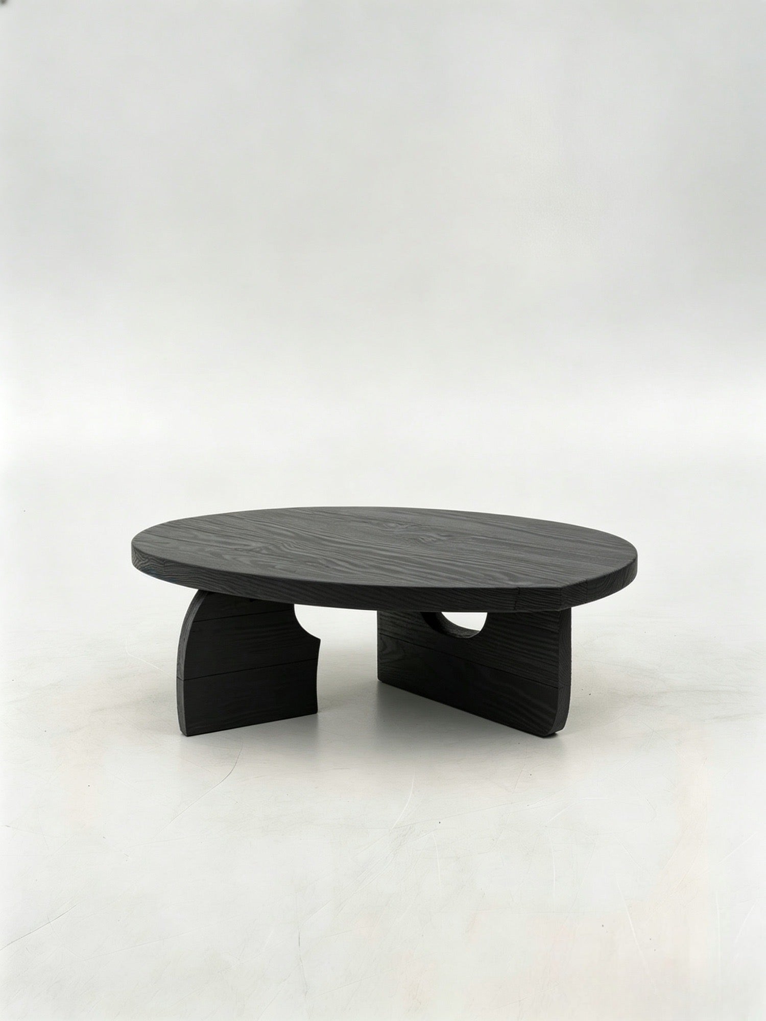 One silhouette. Your dimensions, comfort and finish.