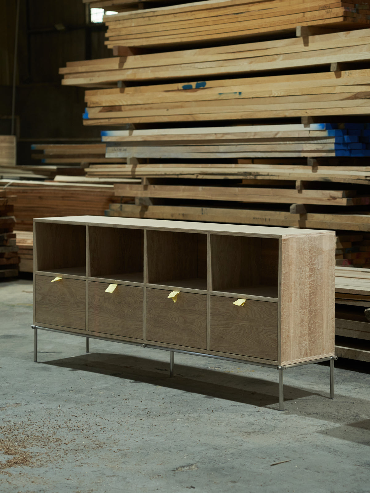 One silhouette. Your dimensions, comfort and finish.