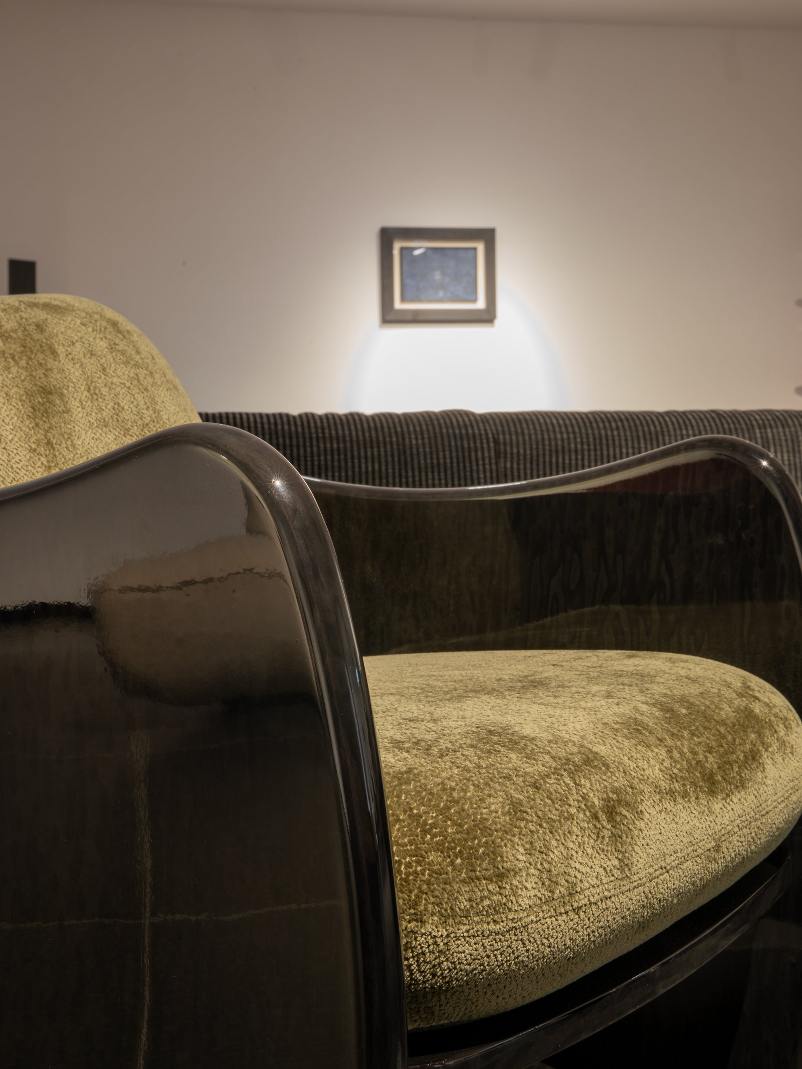 One silhouette. Your dimensions, comfort and finish.