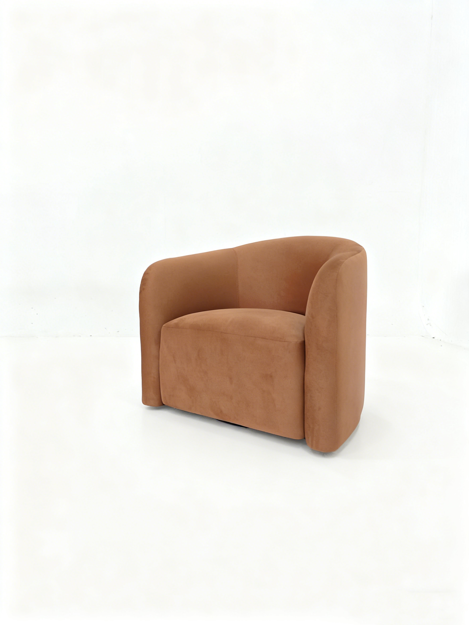 One silhouette. Your dimensions, comfort and finish.