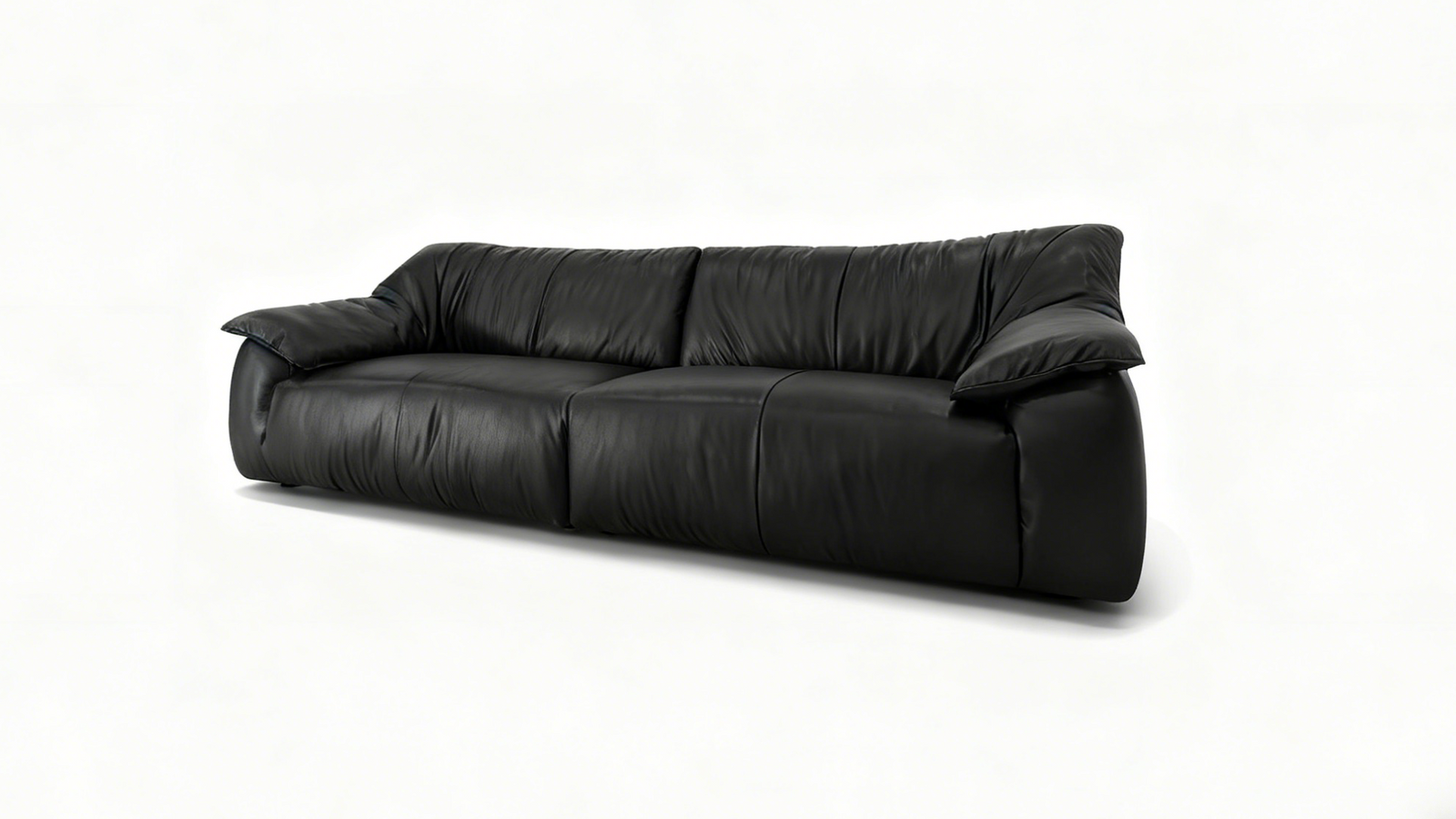 One silhouette. Your dimensions, comfort and finish.