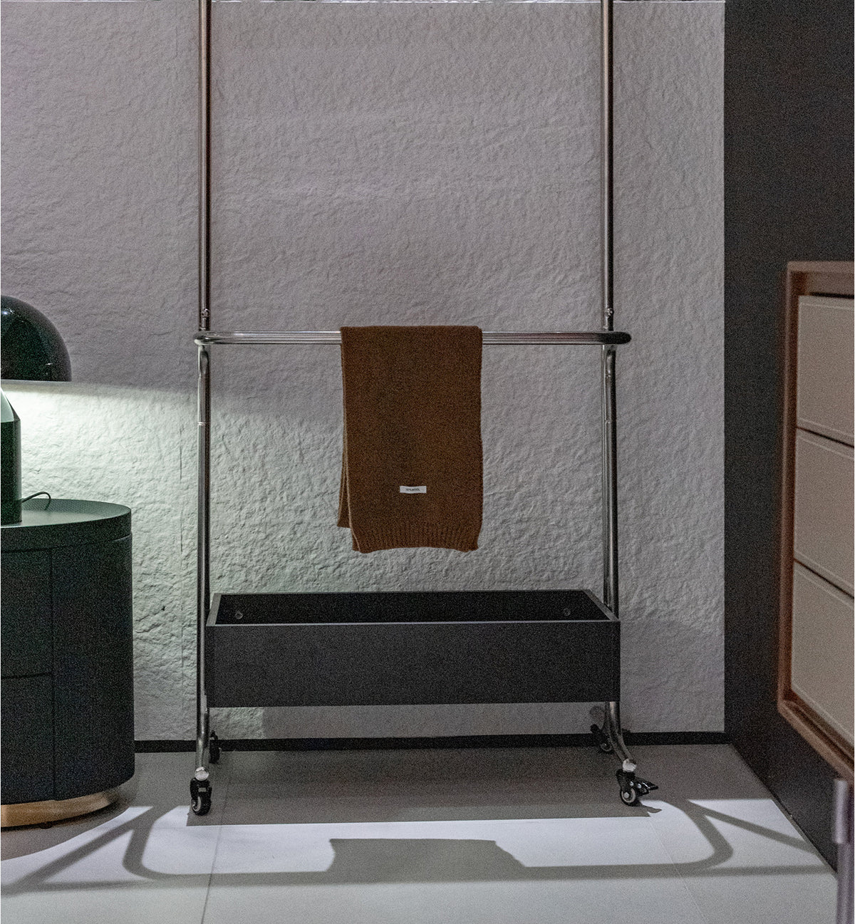 One silhouette. Your dimensions, comfort and finish.