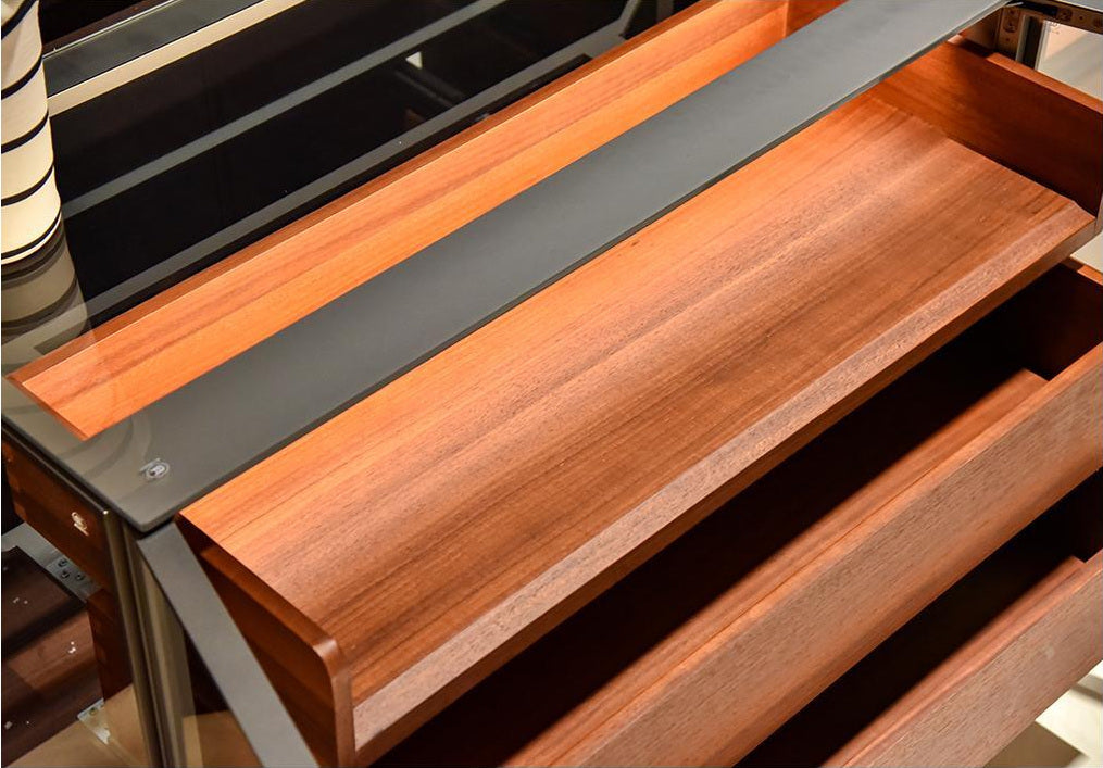One silhouette. Your dimensions, comfort and finish.