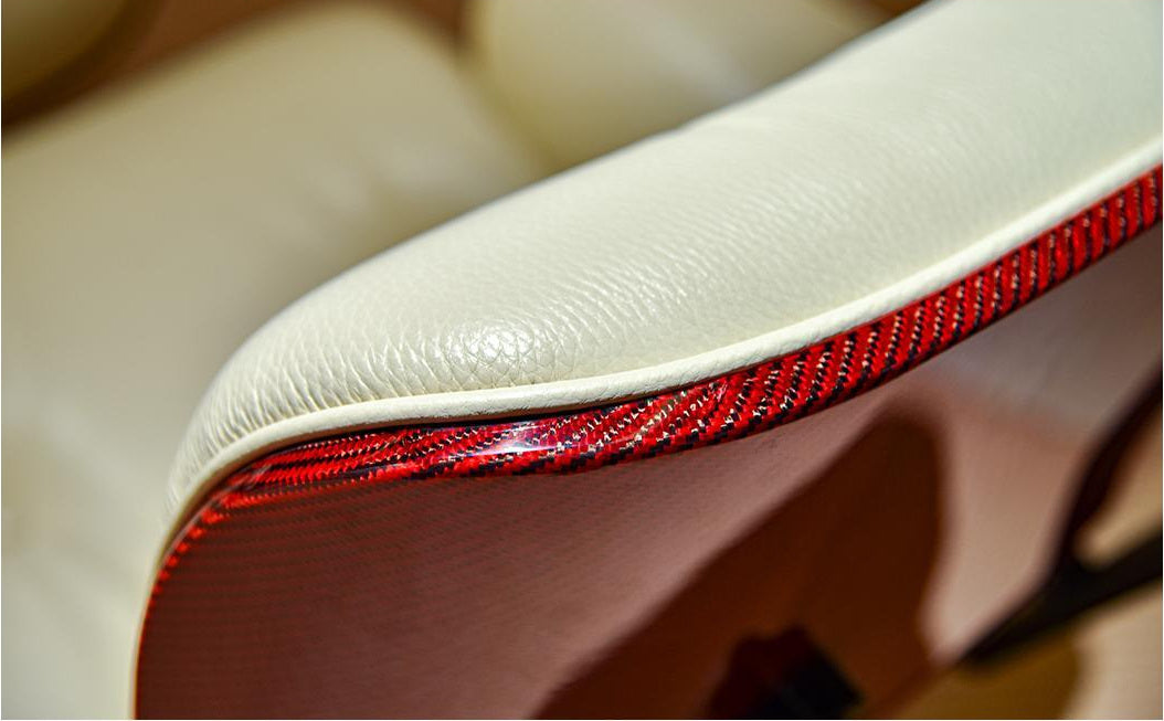 One silhouette. Your dimensions, comfort and finish.
