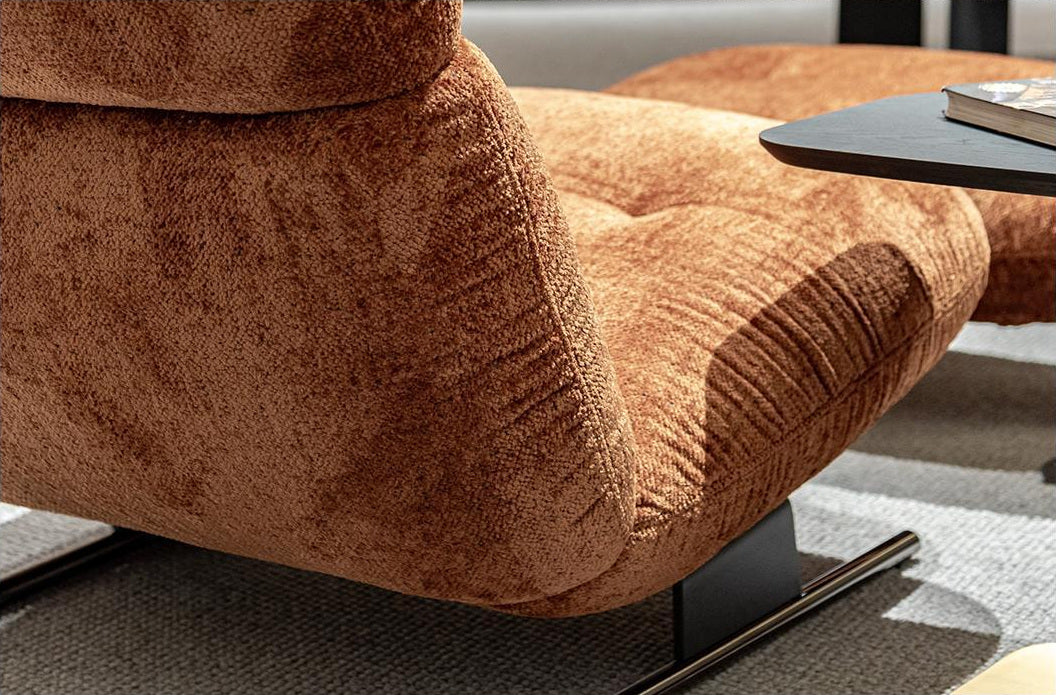 One silhouette. Your dimensions, comfort and finish.