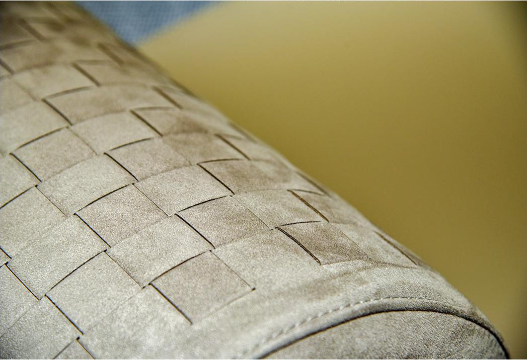 One silhouette. Your dimensions, comfort and finish.