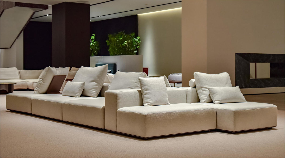 One silhouette. Your dimensions, comfort and finish.