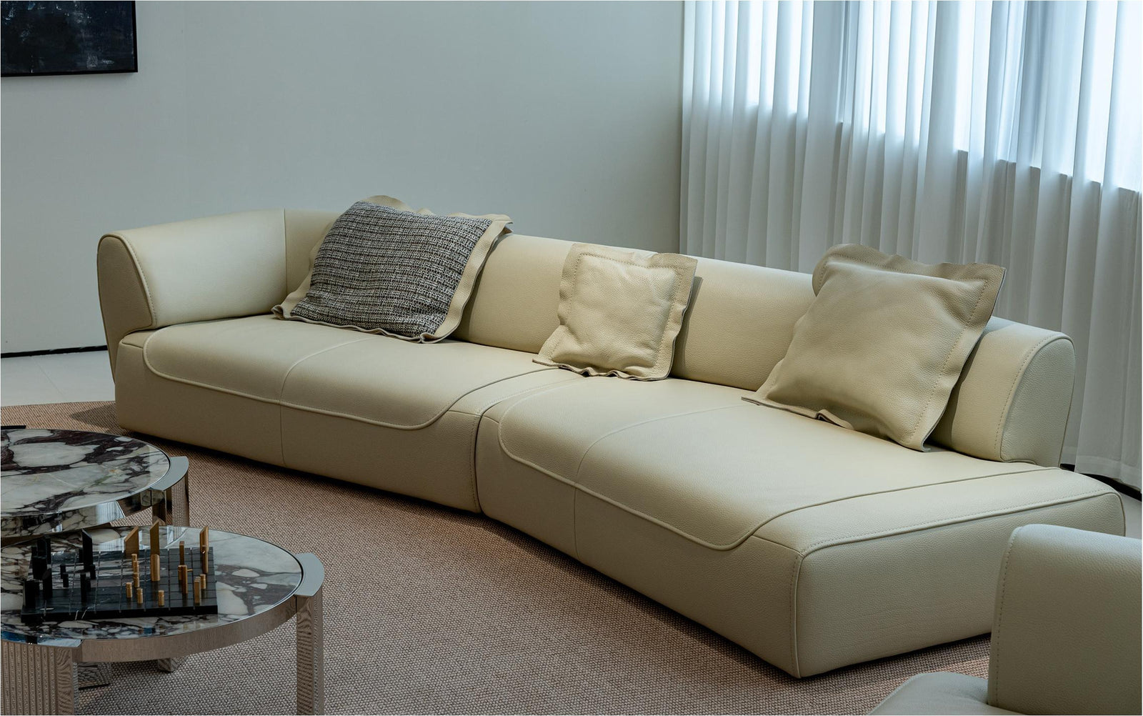 One silhouette. Your dimensions, comfort and finish.