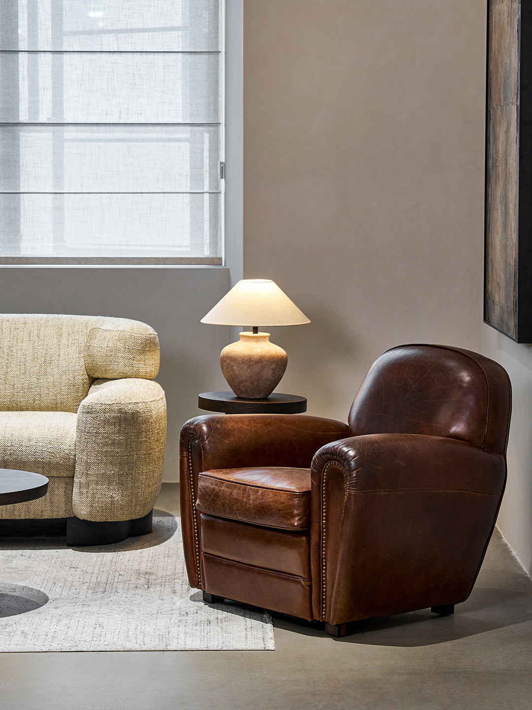 One silhouette. Your dimensions, comfort and finish.