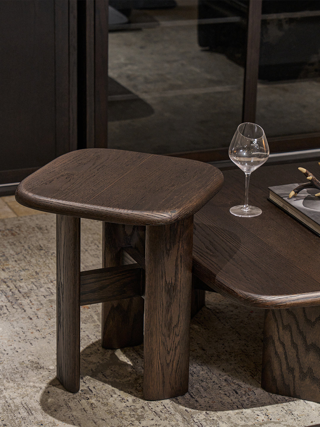 One silhouette. Your dimensions, comfort and finish.