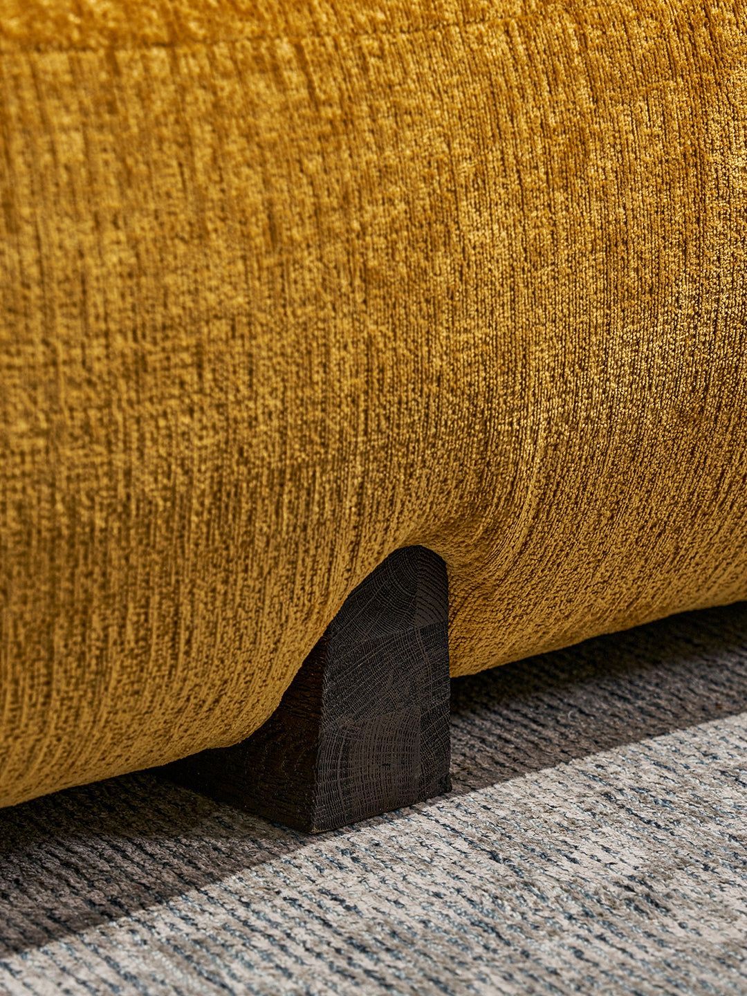 One silhouette. Your dimensions, comfort and finish.