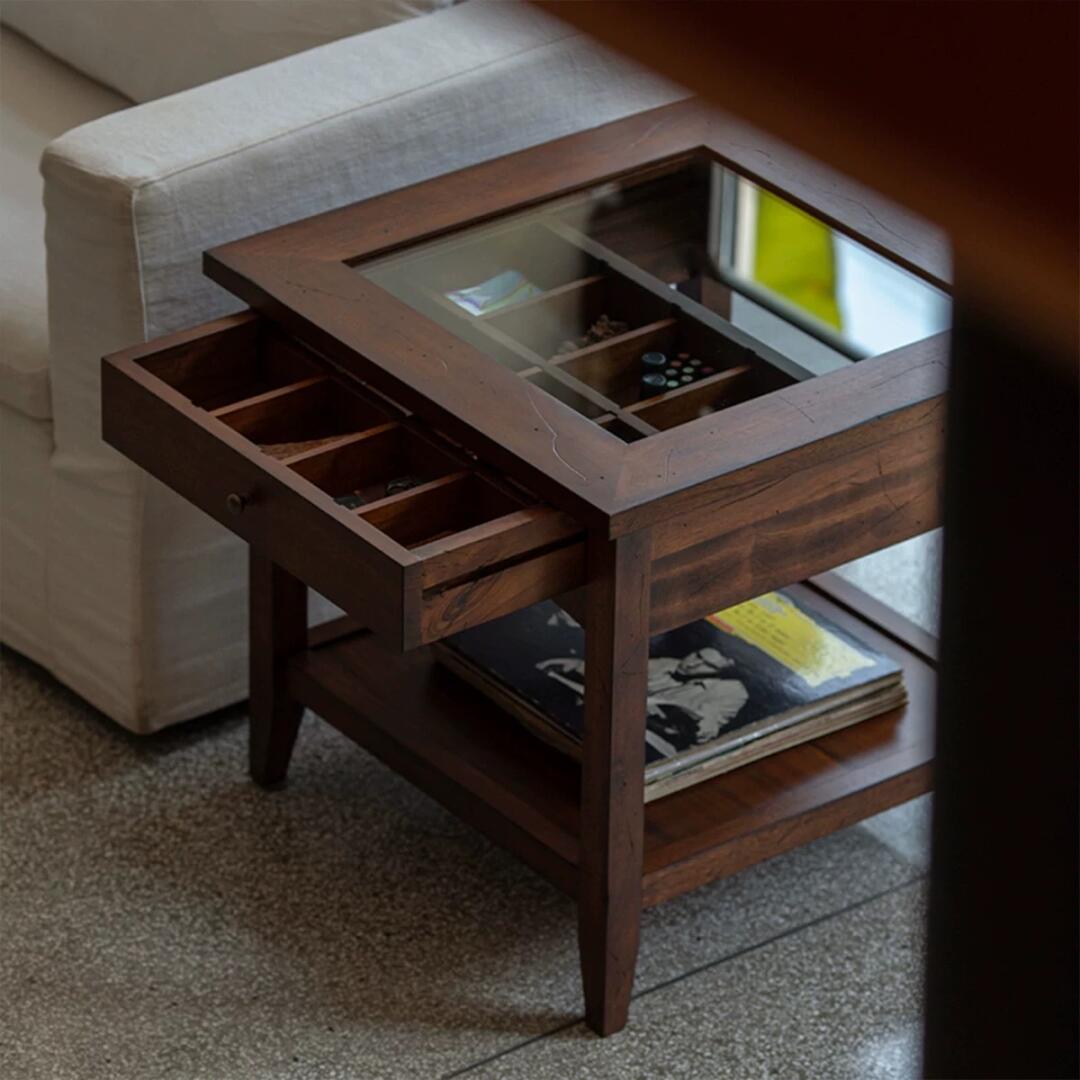 One silhouette. Your dimensions, comfort and finish.