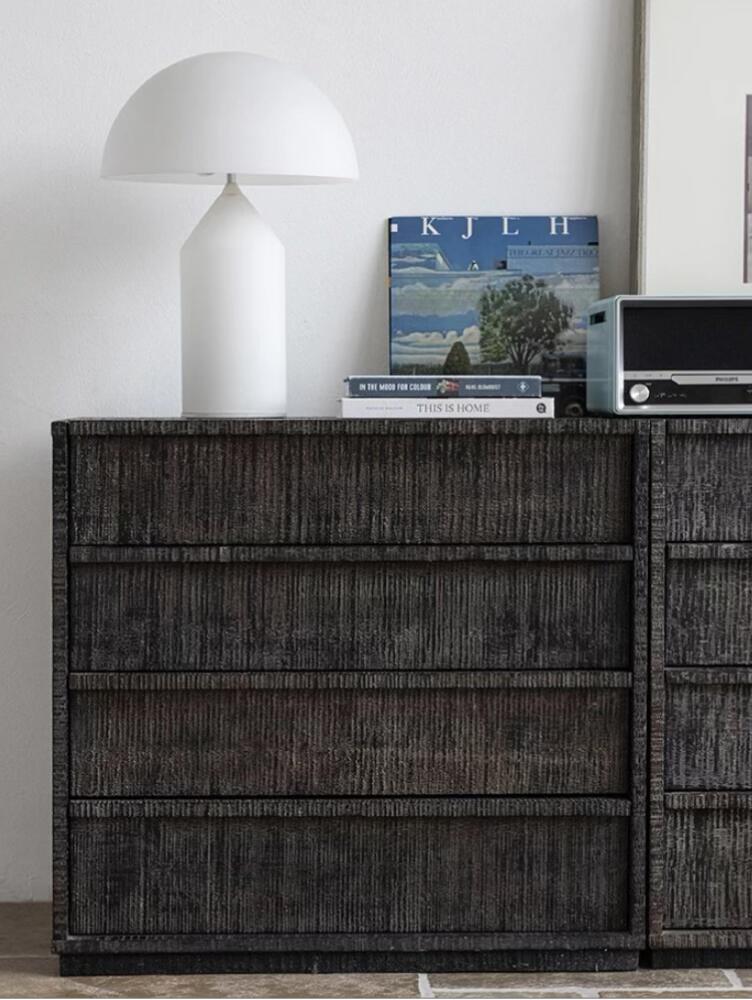 One silhouette. Your dimensions, comfort and finish.
