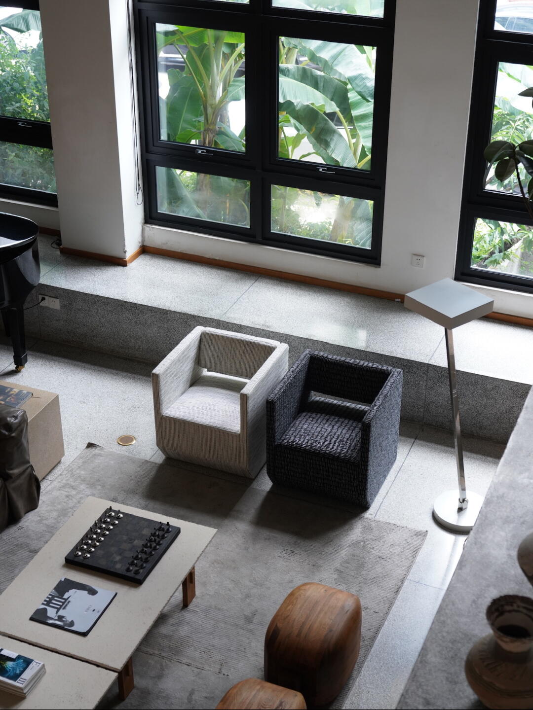One silhouette. Your dimensions, comfort and finish.