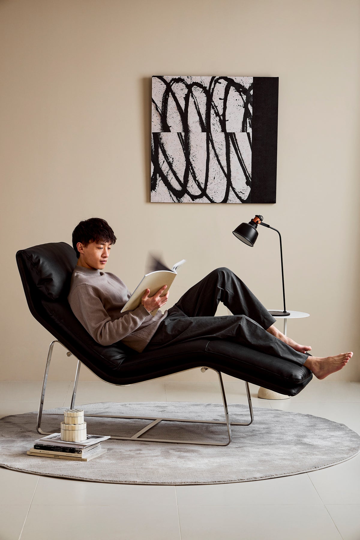 One silhouette. Your dimensions, comfort and finish.