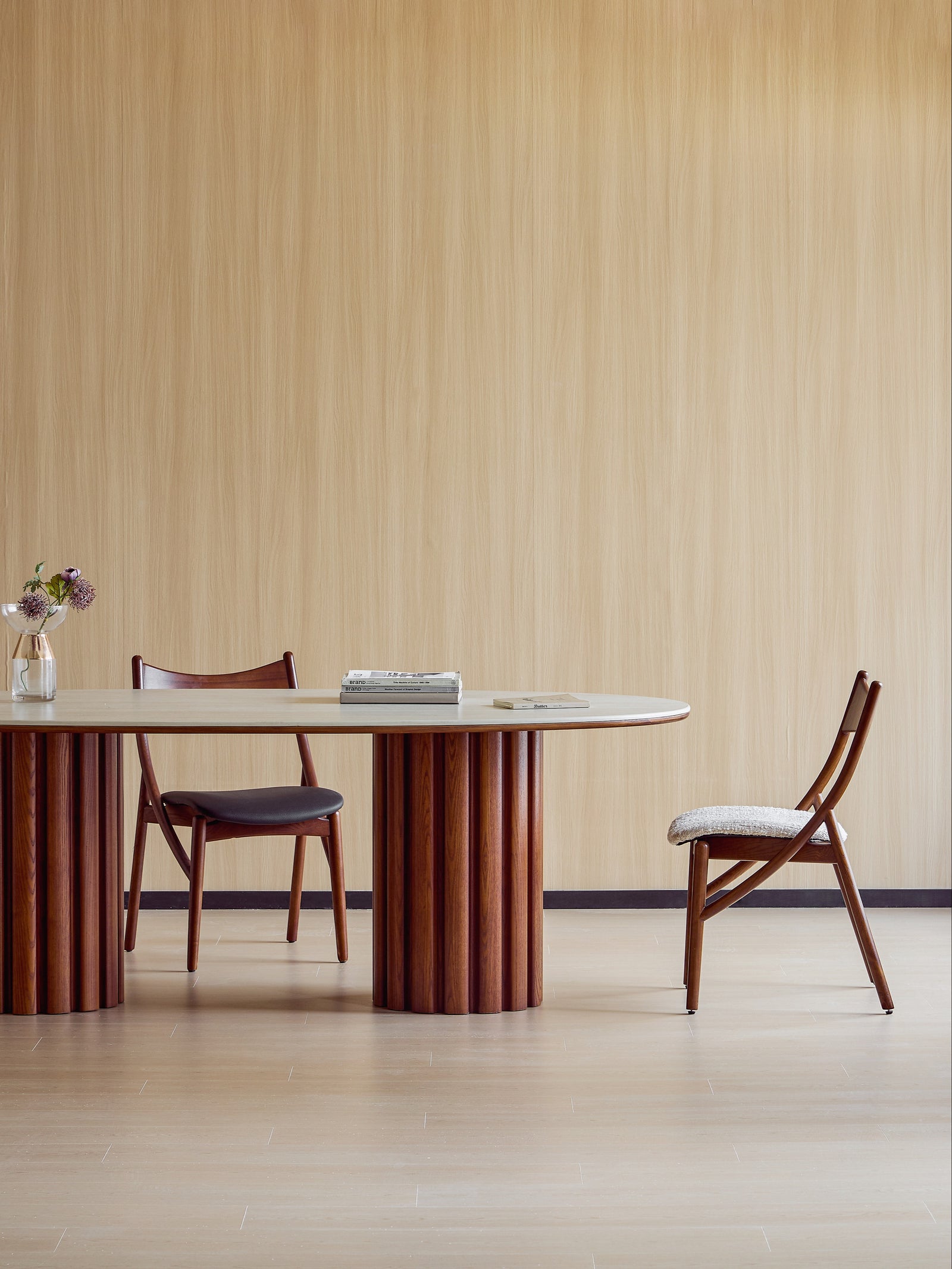 One silhouette. Your dimensions, comfort and finish.