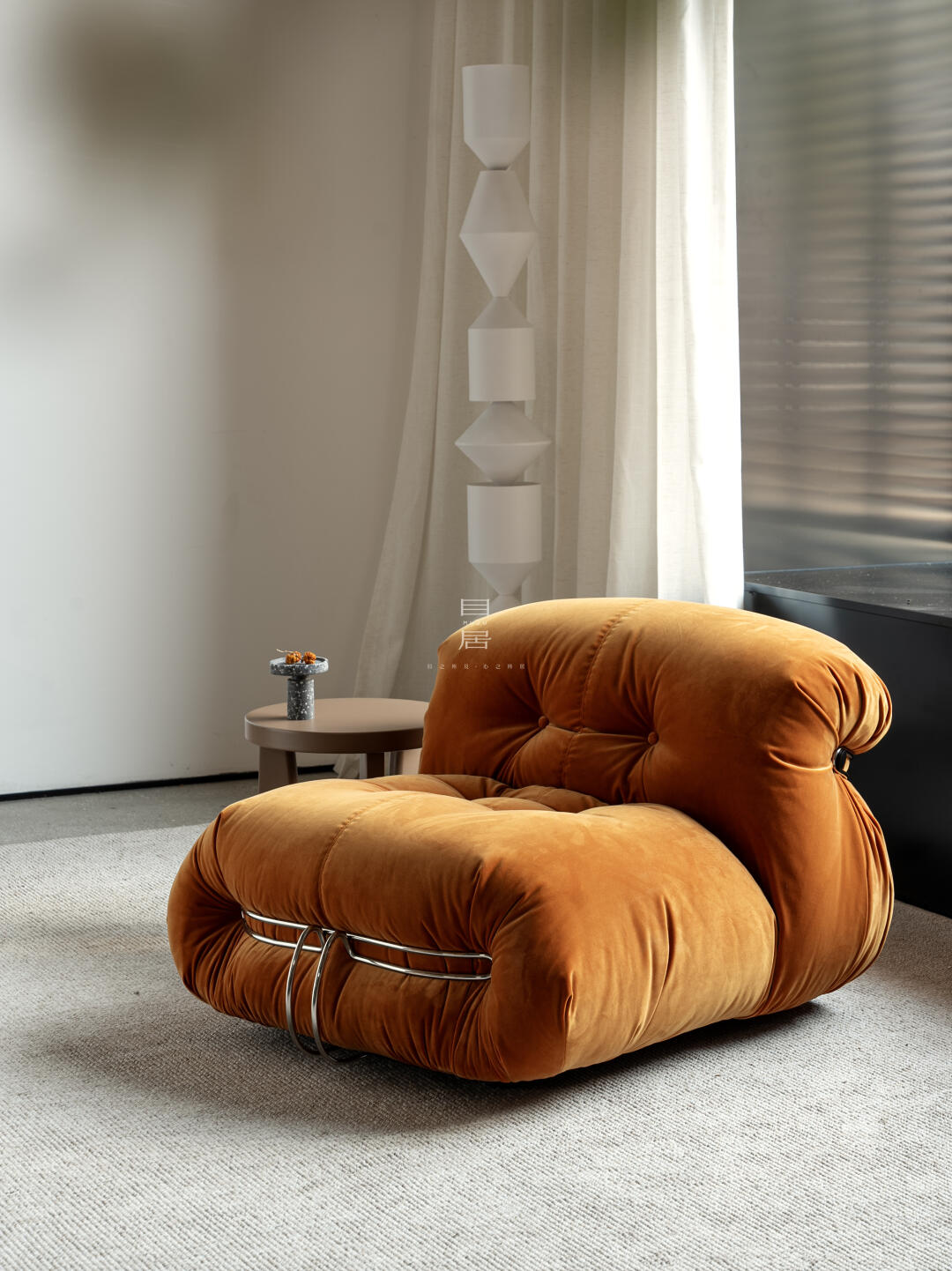 One silhouette. Your dimensions, comfort and finish.