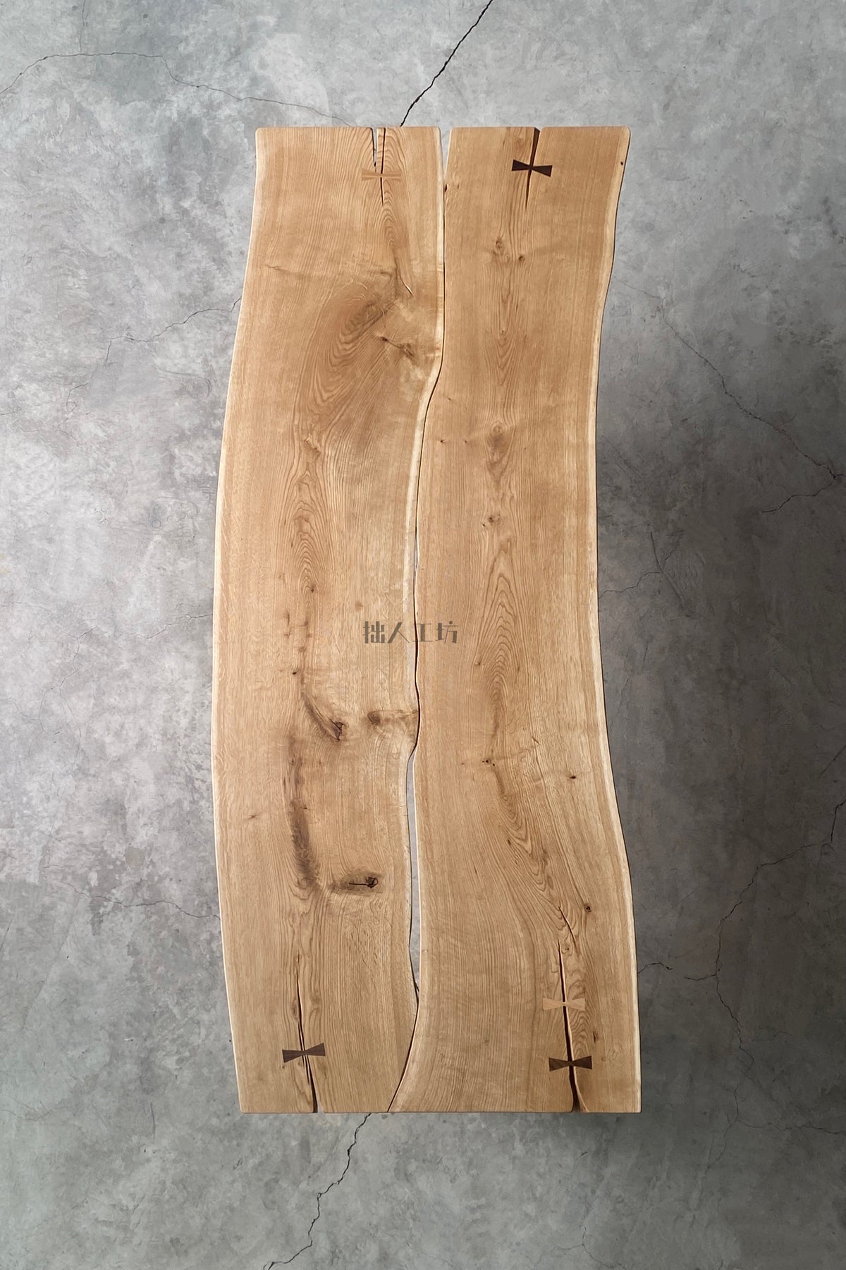 One silhouette. Your dimensions, comfort and finish.