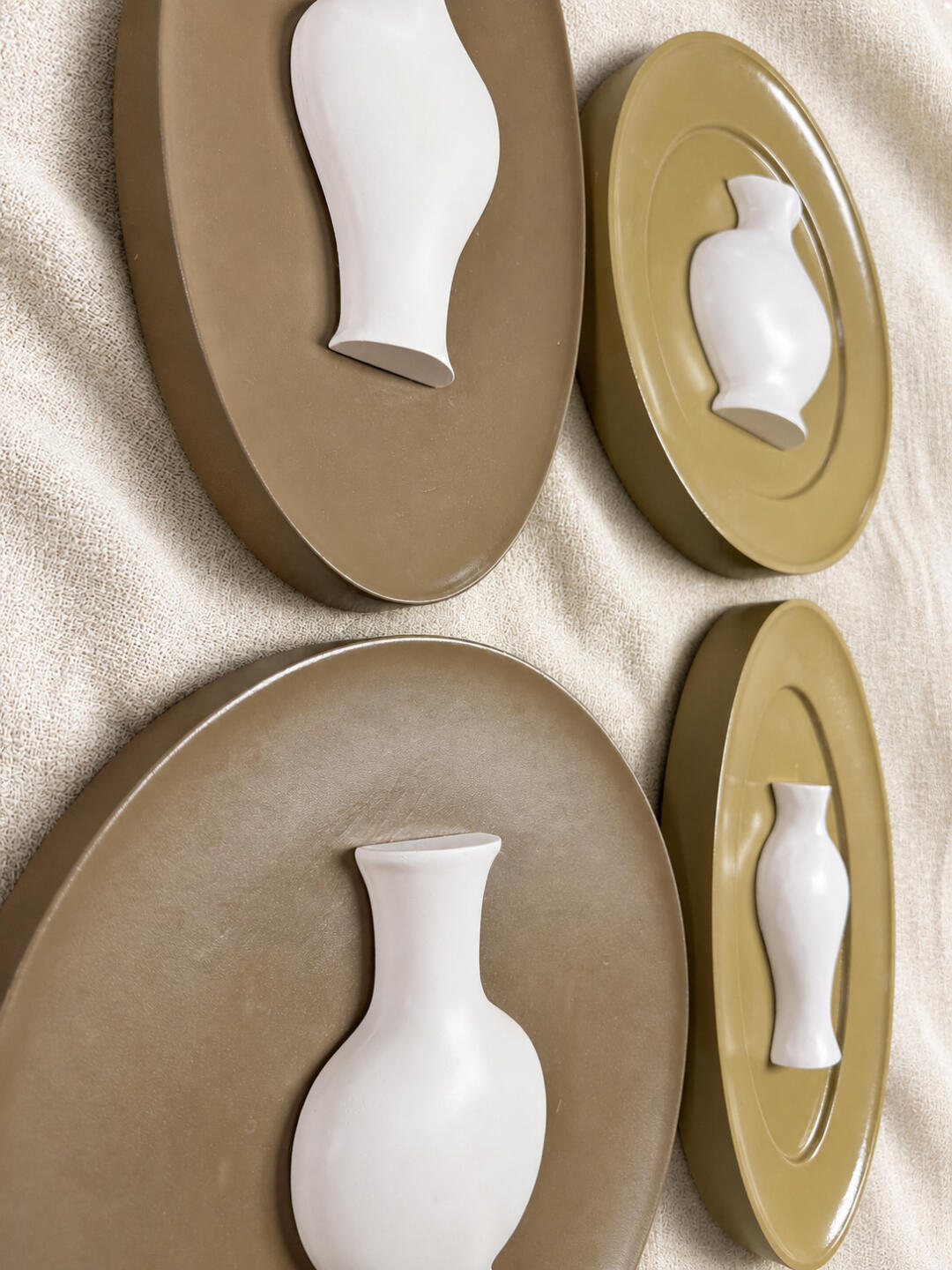 One silhouette. Your dimensions, comfort and finish.