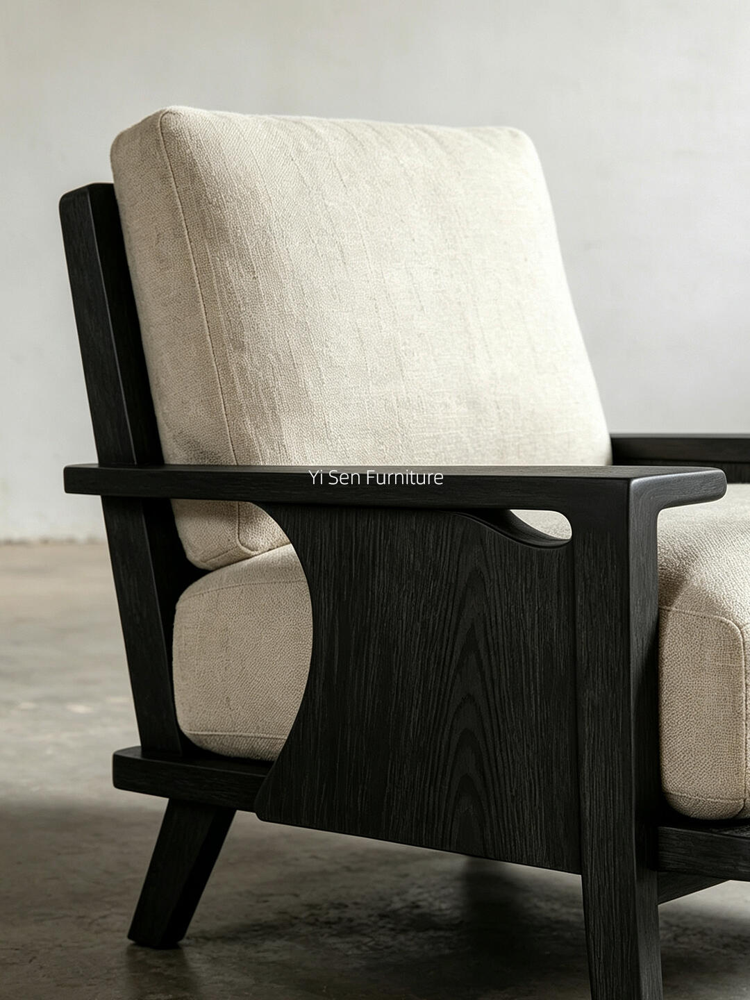 One silhouette. Your dimensions, comfort and finish.
