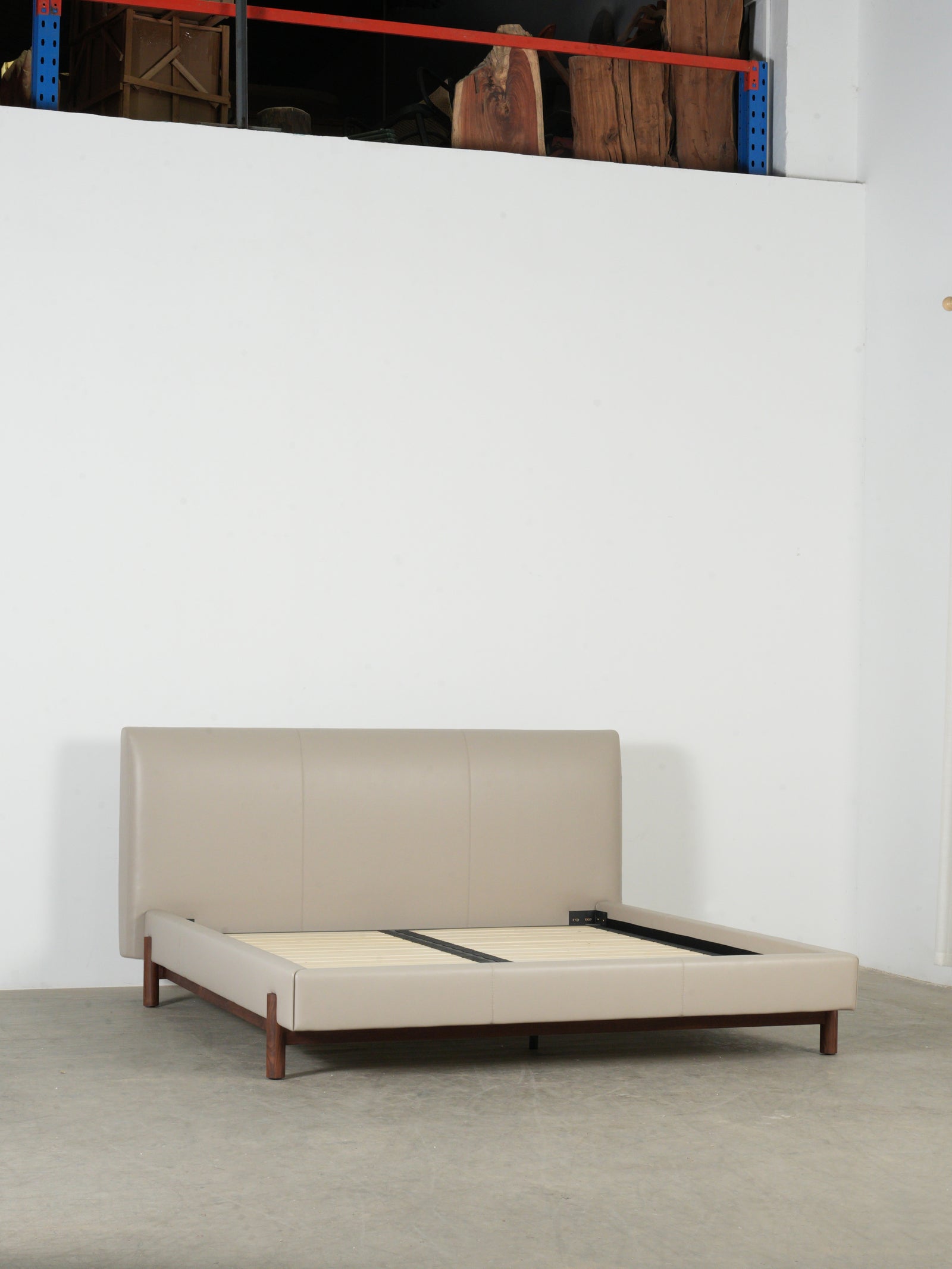 One silhouette. Your dimensions, comfort and finish.