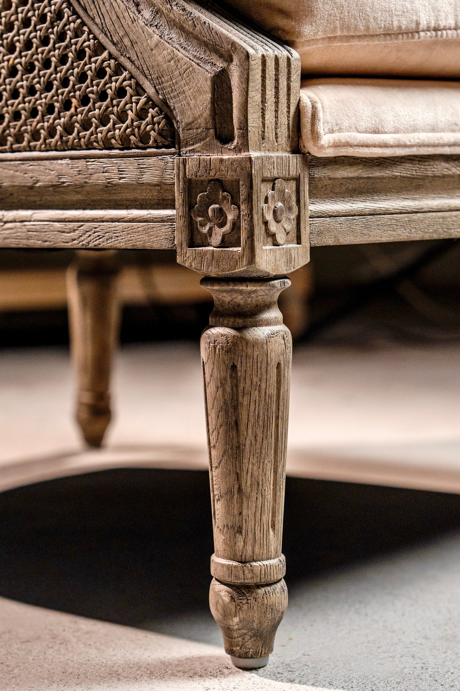 One silhouette. Your dimensions, comfort and finish.