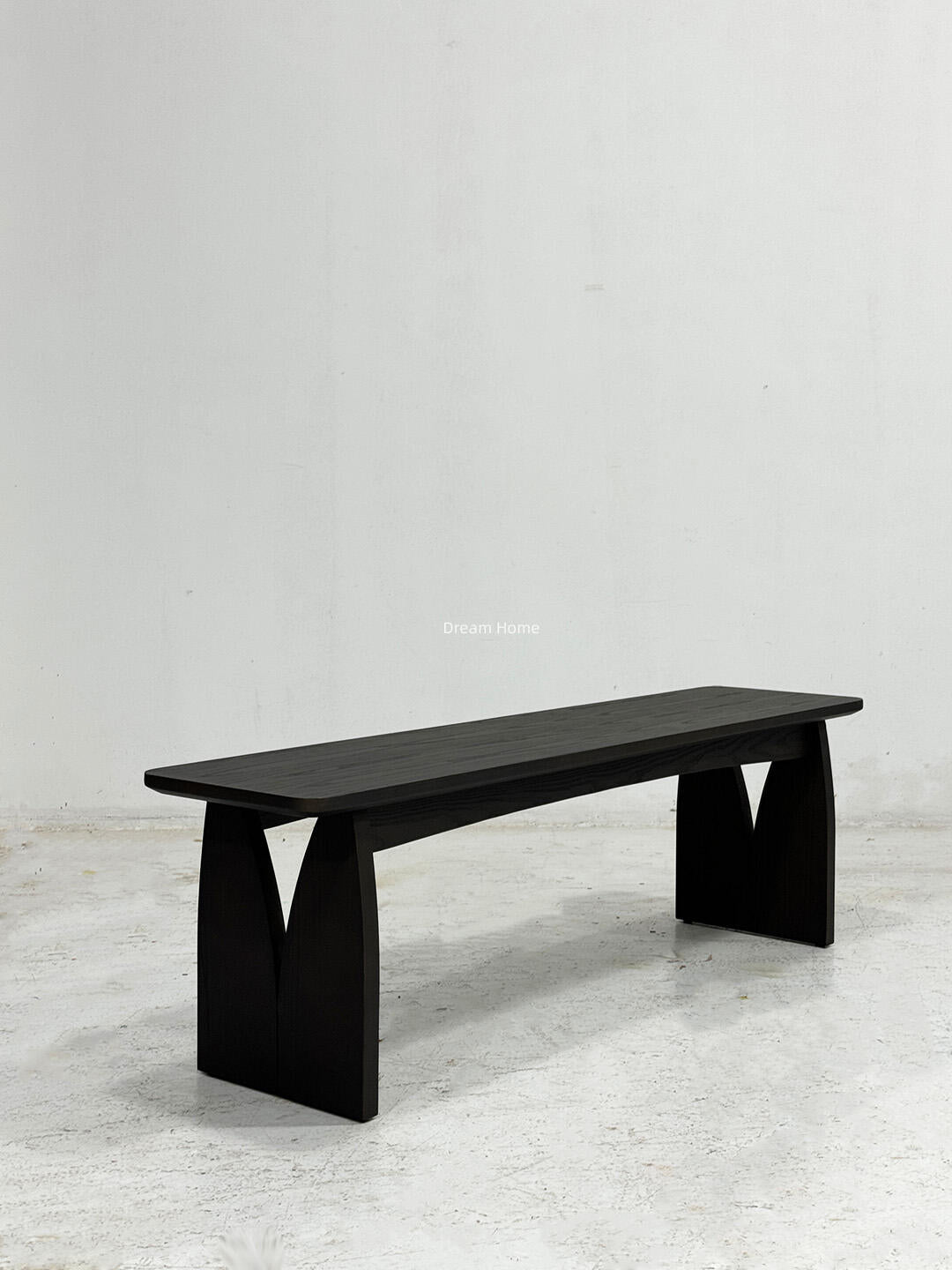 One silhouette. Your dimensions, comfort and finish.
