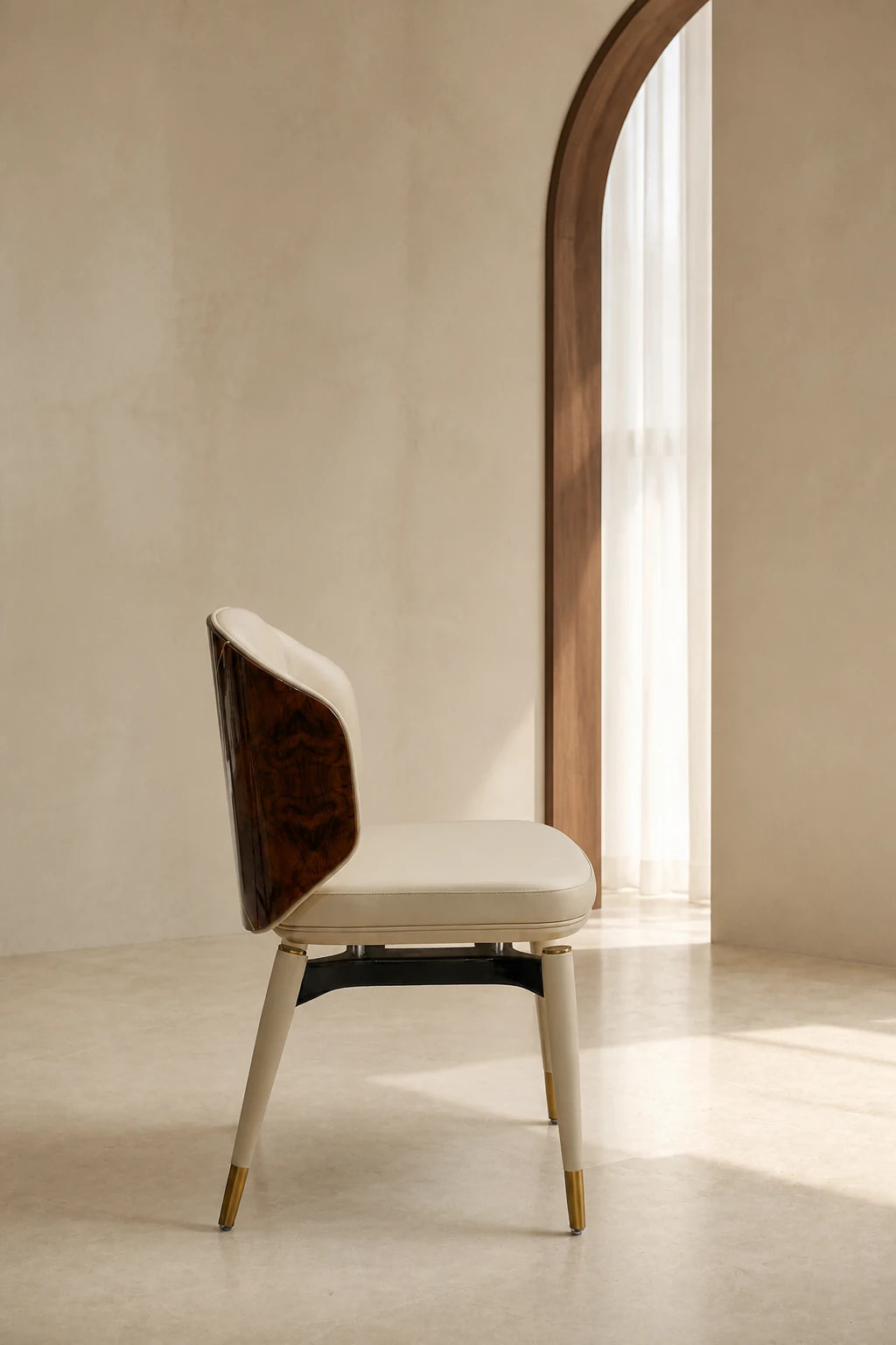 One silhouette. Your dimensions, comfort and finish.