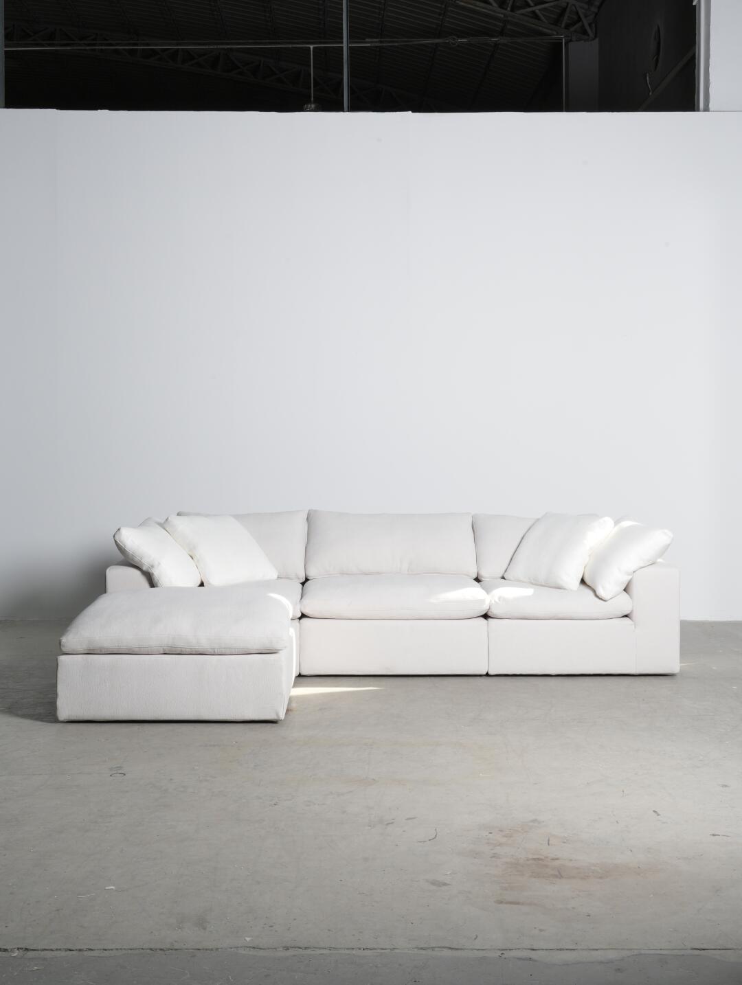 One silhouette. Your dimensions, comfort and finish.