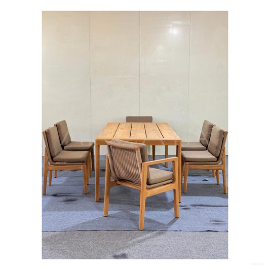 Teak Outdoor Dining Set Courtyard - scene